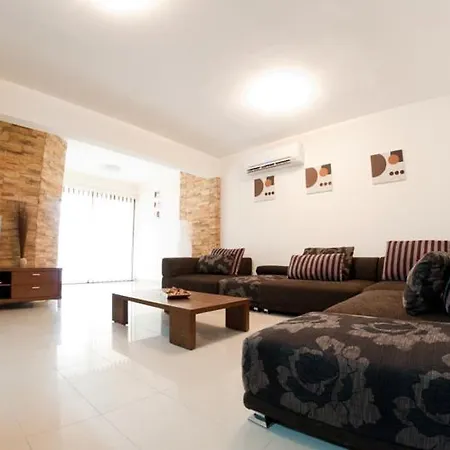 Oasis Apartament *